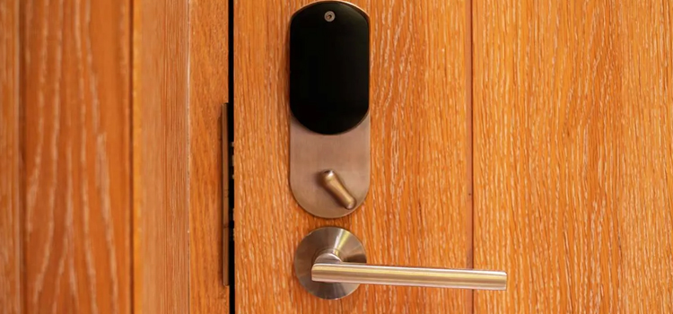 Automatic Locking Door Knob Sunnyslope